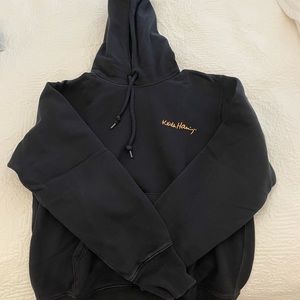 Black sweatshirt